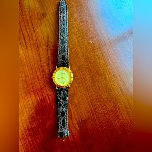 Leather hand watch